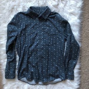 patterned shirt